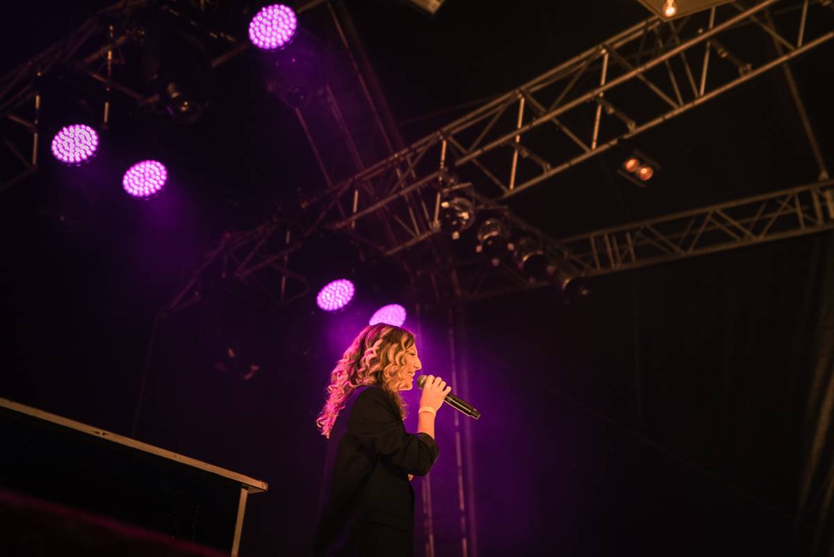 Miro Žbirka, Lenny, Jiří Suchý a další zavzpomínali na Metronome Warm Up na Ivana Krále