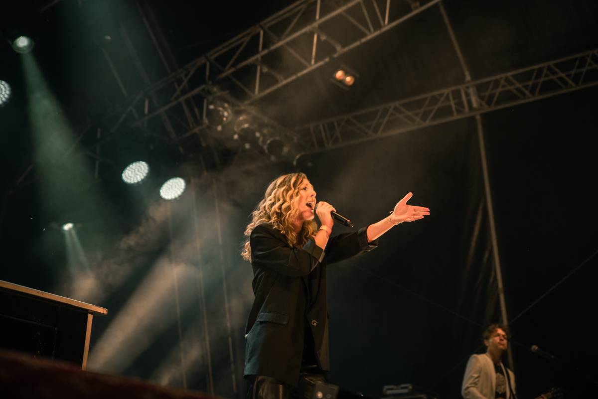 Miro Žbirka, Lenny, Jiří Suchý a další zavzpomínali na Metronome Warm Up na Ivana Krále