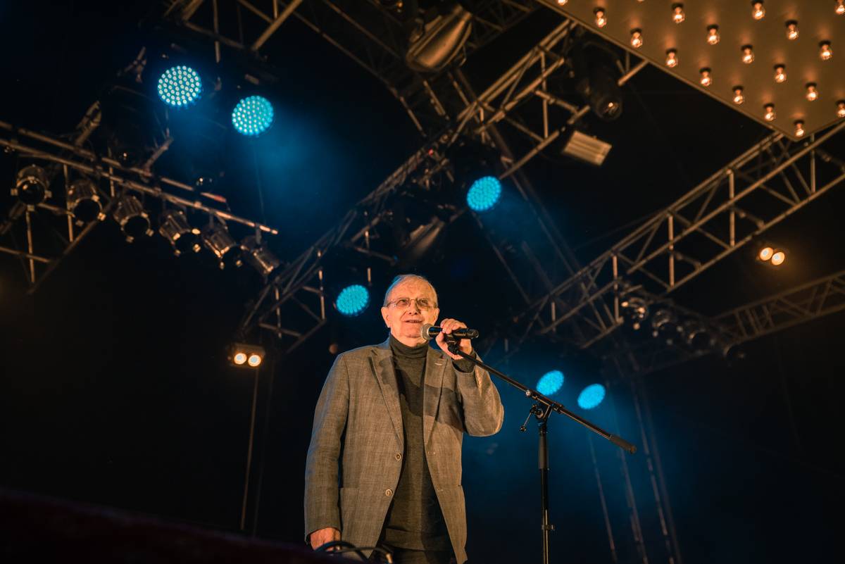 Miro Žbirka, Lenny, Jiří Suchý a další zavzpomínali na Metronome Warm Up na Ivana Krále