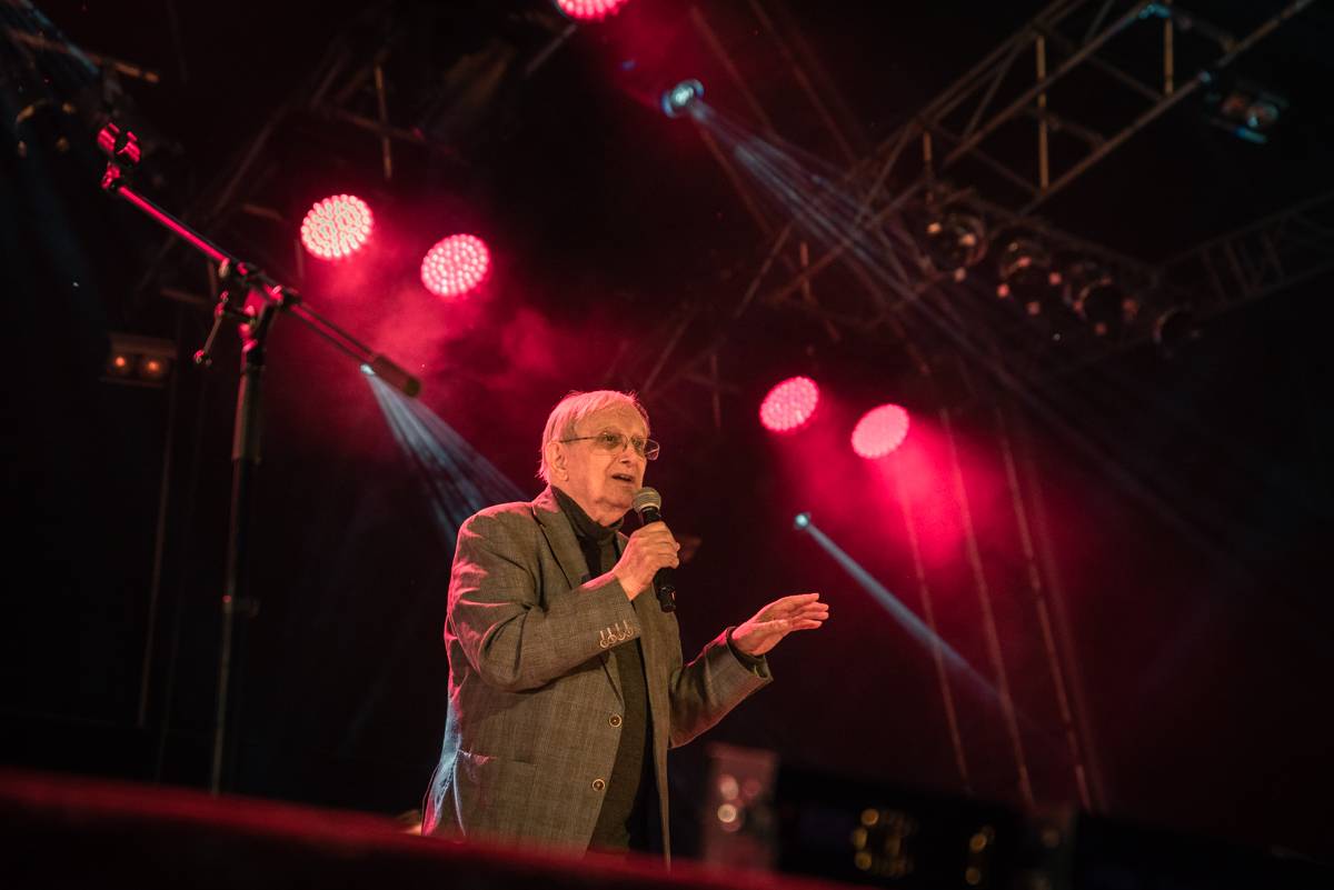 Miro Žbirka, Lenny, Jiří Suchý a další zavzpomínali na Metronome Warm Up na Ivana Krále