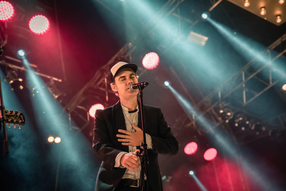 Miro Žbirka, Lenny, Jiří Suchý a další zavzpomínali na Metronome Warm Up na Ivana Krále