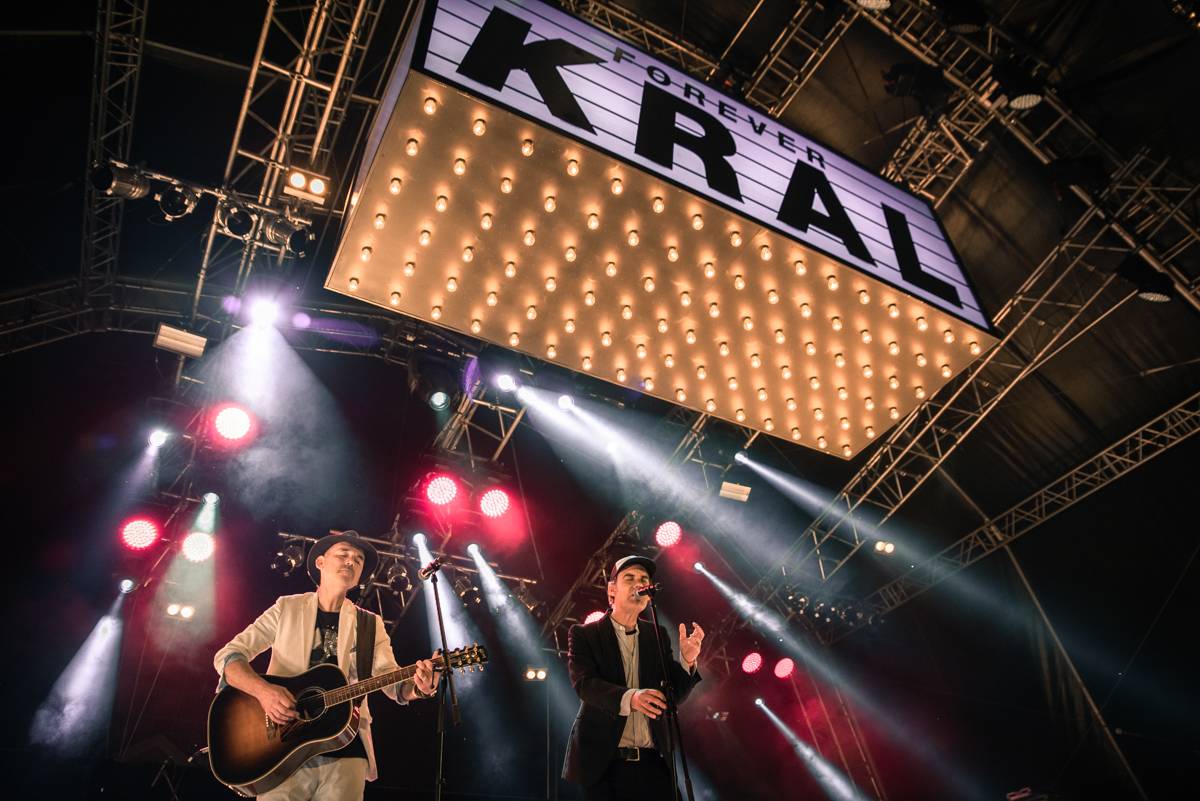 Miro Žbirka, Lenny, Jiří Suchý a další zavzpomínali na Metronome Warm Up na Ivana Krále