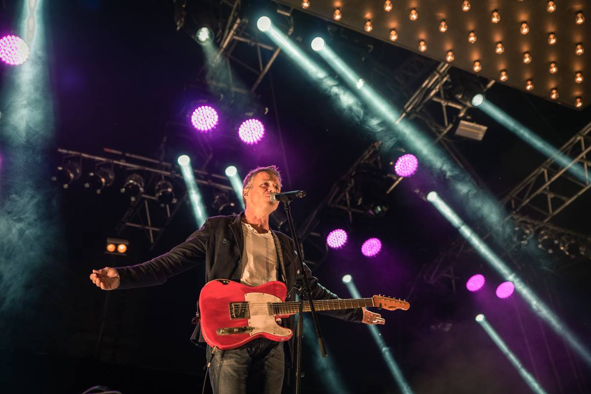 Miro Žbirka, Lenny, Jiří Suchý a další zavzpomínali na Metronome Warm Up na Ivana Krále