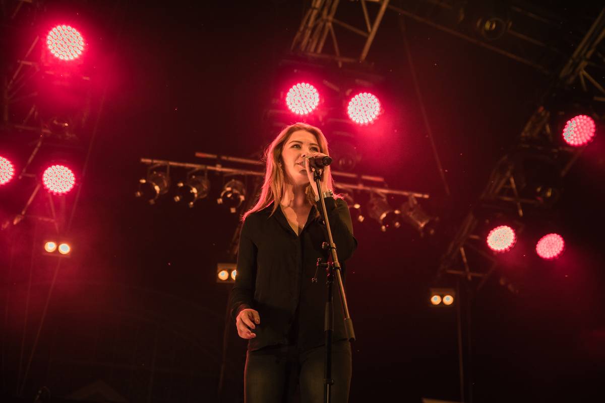 Miro Žbirka, Lenny, Jiří Suchý a další zavzpomínali na Metronome Warm Up na Ivana Krále