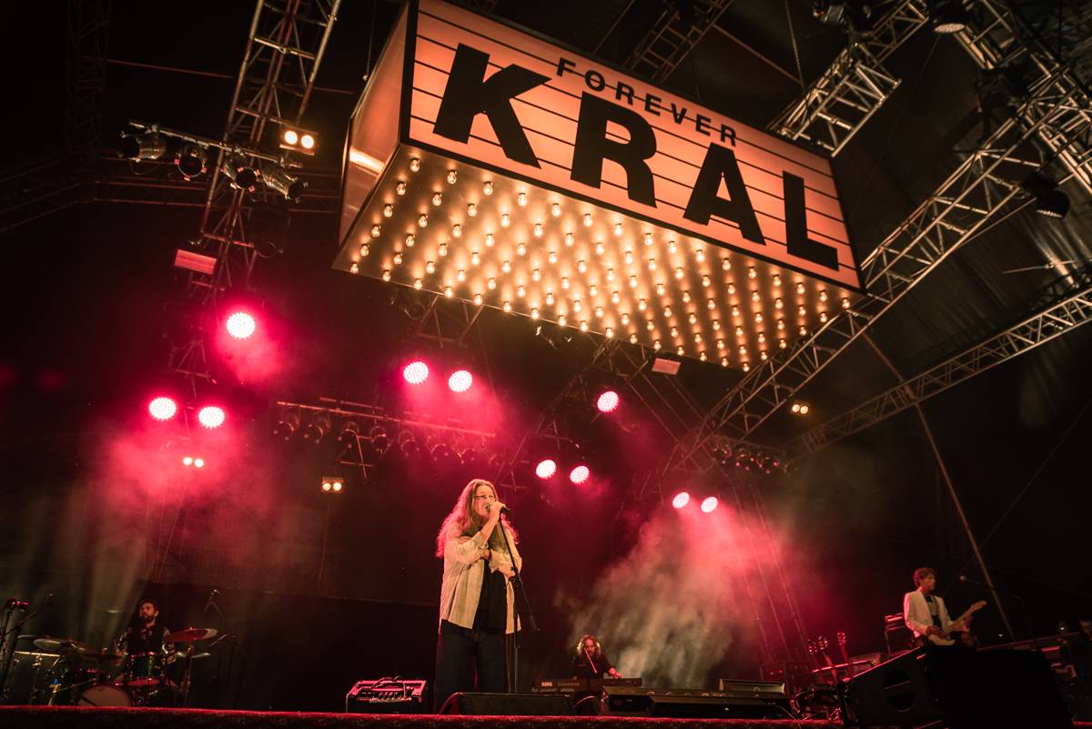 Miro Žbirka, Lenny, Jiří Suchý a další zavzpomínali na Metronome Warm Up na Ivana Krále