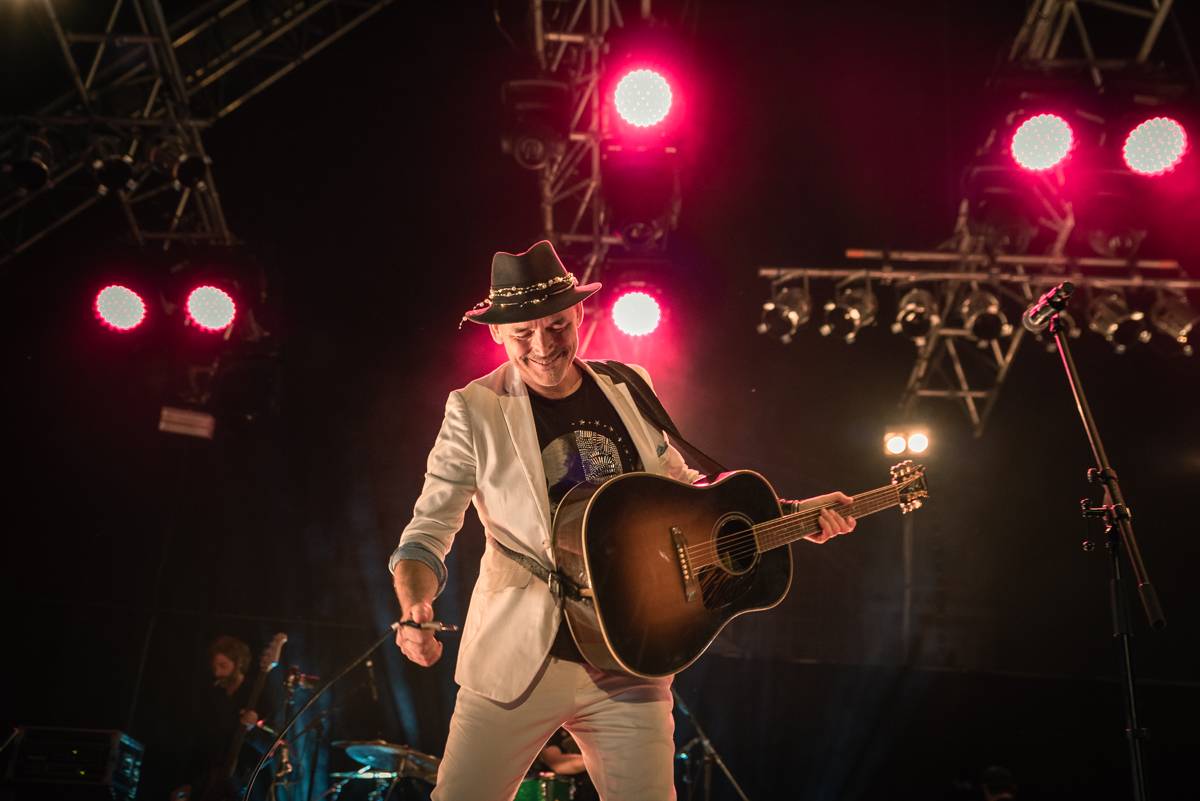 Miro Žbirka, Lenny, Jiří Suchý a další zavzpomínali na Metronome Warm Up na Ivana Krále