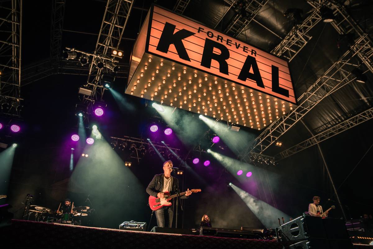 Miro Žbirka, Lenny, Jiří Suchý a další zavzpomínali na Metronome Warm Up na Ivana Krále