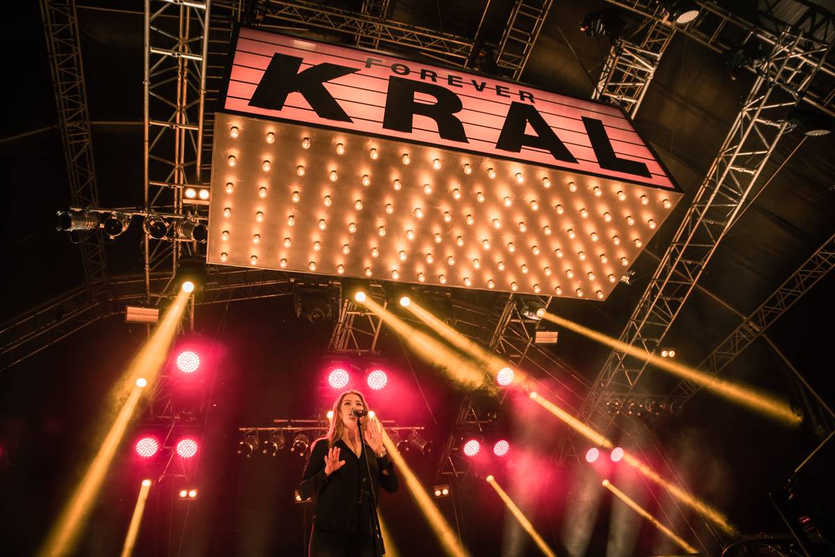 Miro Žbirka, Lenny, Jiří Suchý a další zavzpomínali na Metronome Warm Up na Ivana Krále