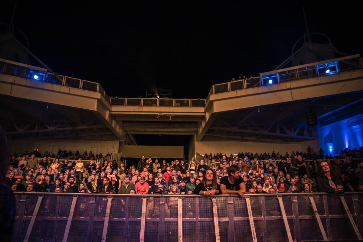 Miro Žbirka, Lenny, Jiří Suchý a další zavzpomínali na Metronome Warm Up na Ivana Krále