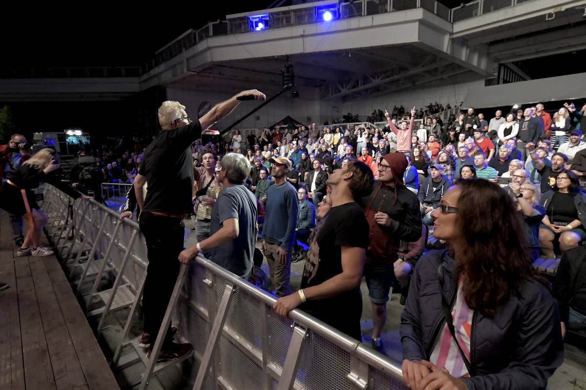 Metronome vzpomínal na Ivana Krále, jeho skladby zazpívali Miro Žbirka, Aneta Langerová nebo Lenka Dusilová
