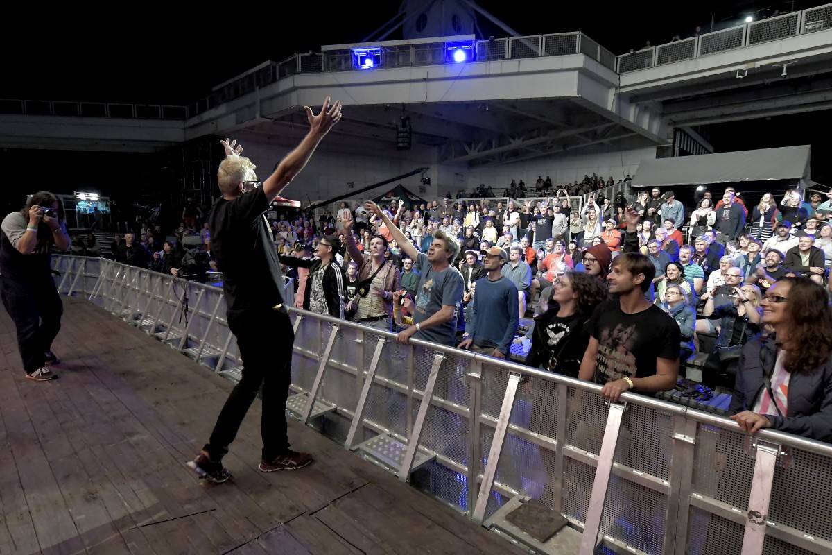 Metronome vzpomínal na Ivana Krále, jeho skladby zazpívali Miro Žbirka, Aneta Langerová nebo Lenka Dusilová