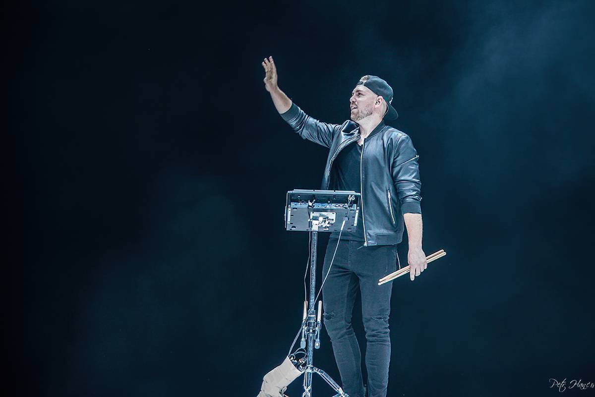 Marek Ztracený rozzářil O2 arenu, na pódium si pozval Martu Jandovou a Richarda Genzera