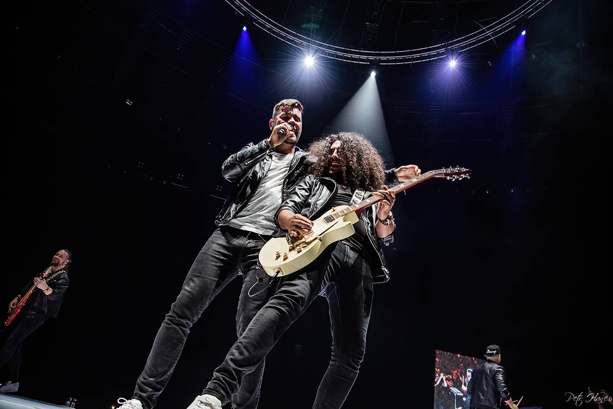 Marek Ztracený rozzářil O2 arenu, na pódium si pozval Martu Jandovou a Richarda Genzera