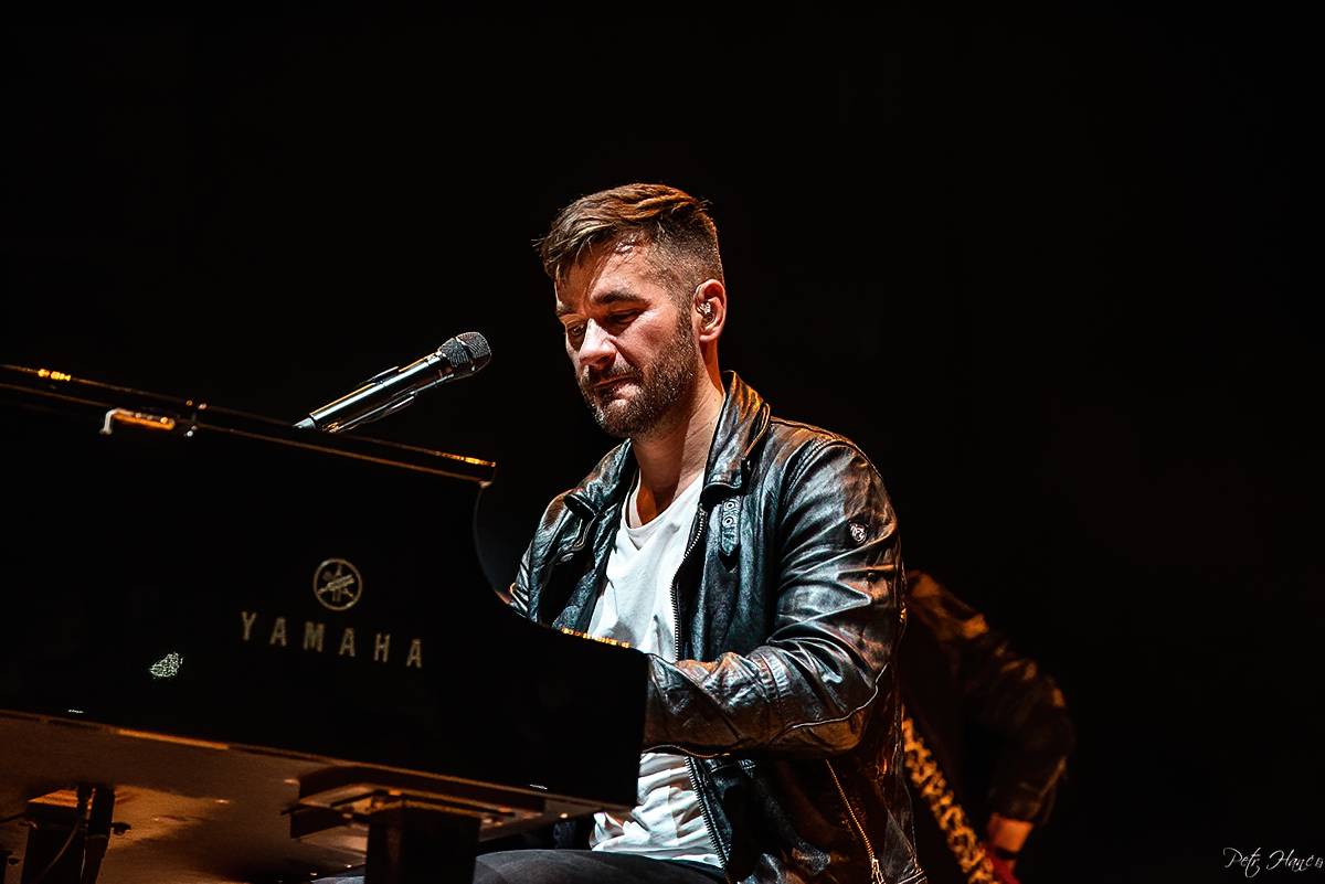 Marek Ztracený rozzářil O2 arenu, na pódium si pozval Martu Jandovou a Richarda Genzera