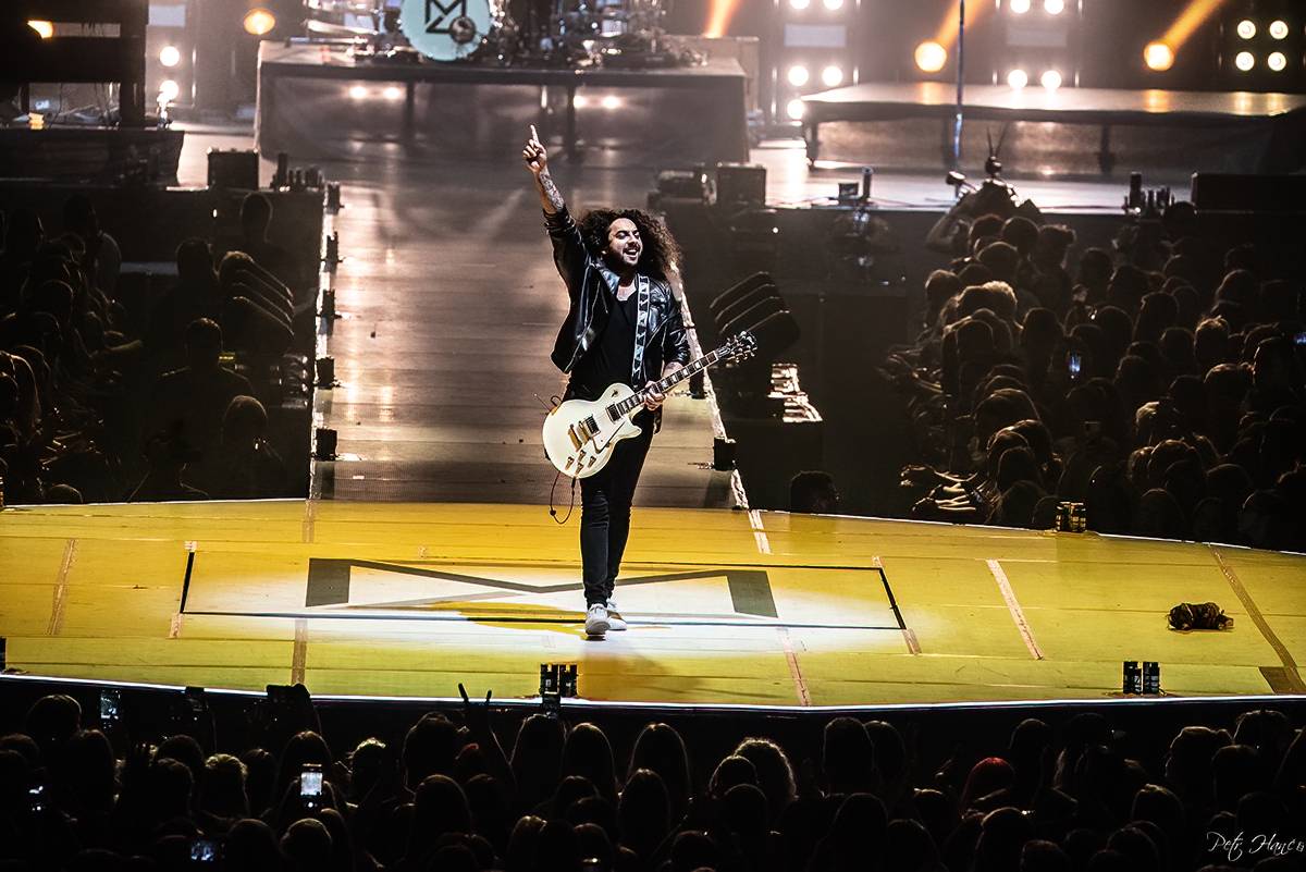 Marek Ztracený rozzářil O2 arenu, na pódium si pozval Martu Jandovou a Richarda Genzera