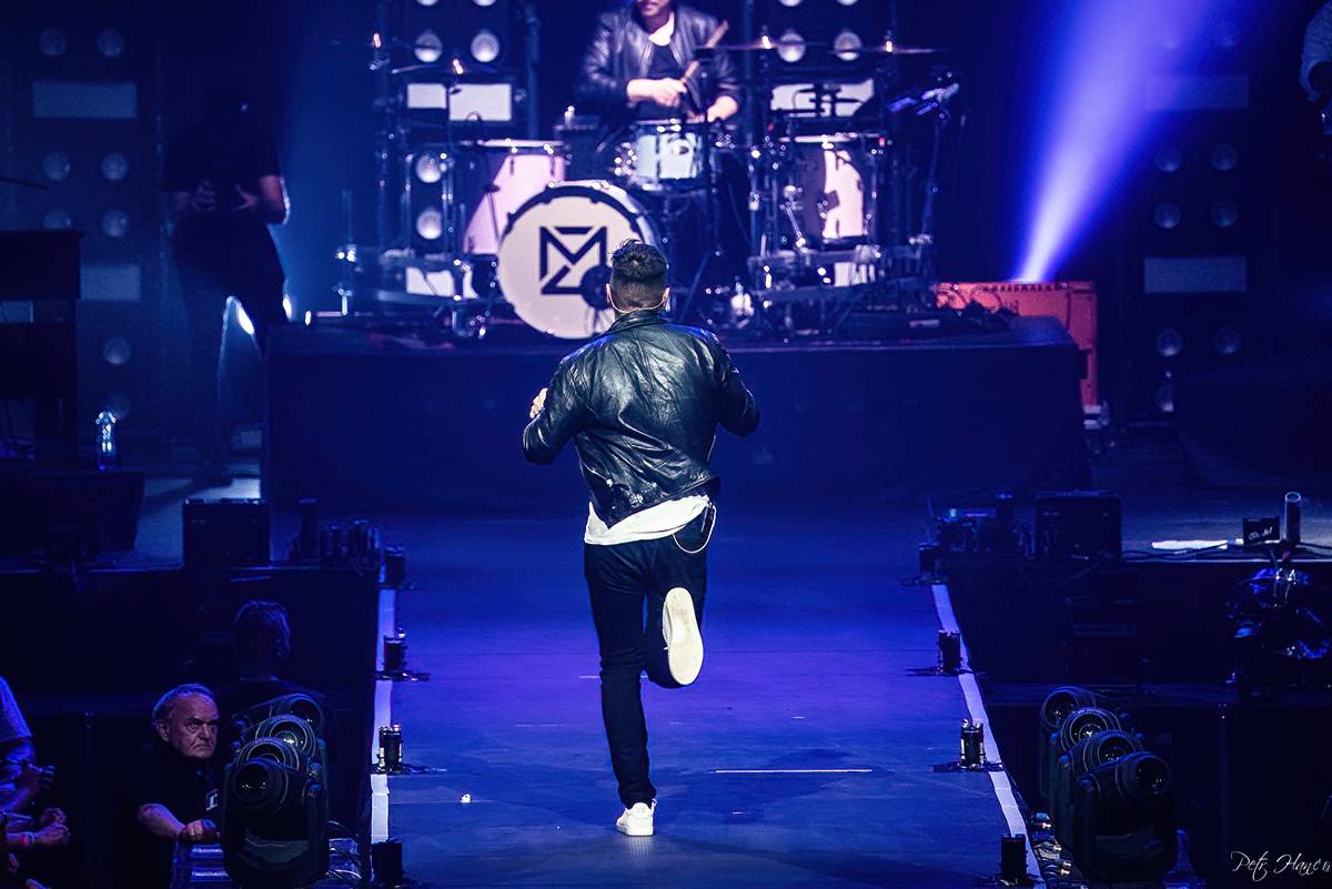 Marek Ztracený rozzářil O2 arenu, na pódium si pozval Martu Jandovou a Richarda Genzera