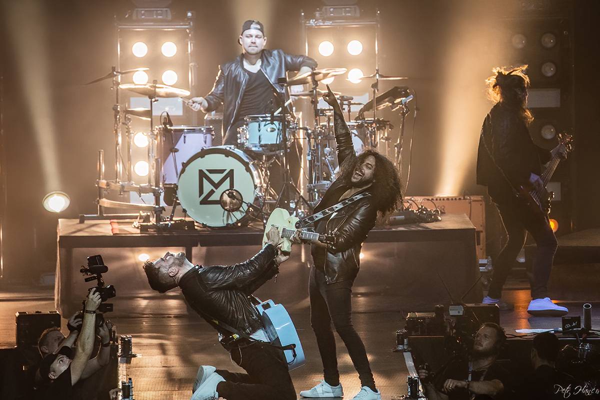 Marek Ztracený rozzářil O2 arenu, na pódium si pozval Martu Jandovou a Richarda Genzera