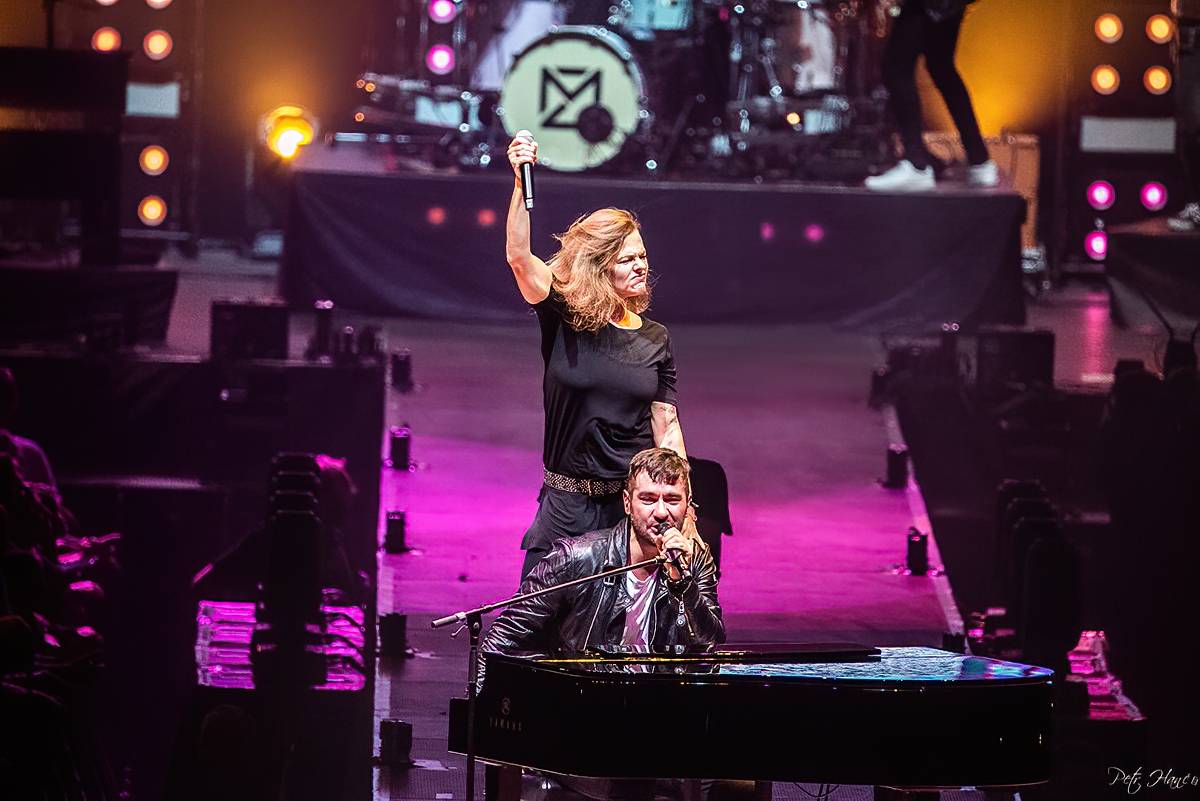 Marek Ztracený rozzářil O2 arenu, na pódium si pozval Martu Jandovou a Richarda Genzera