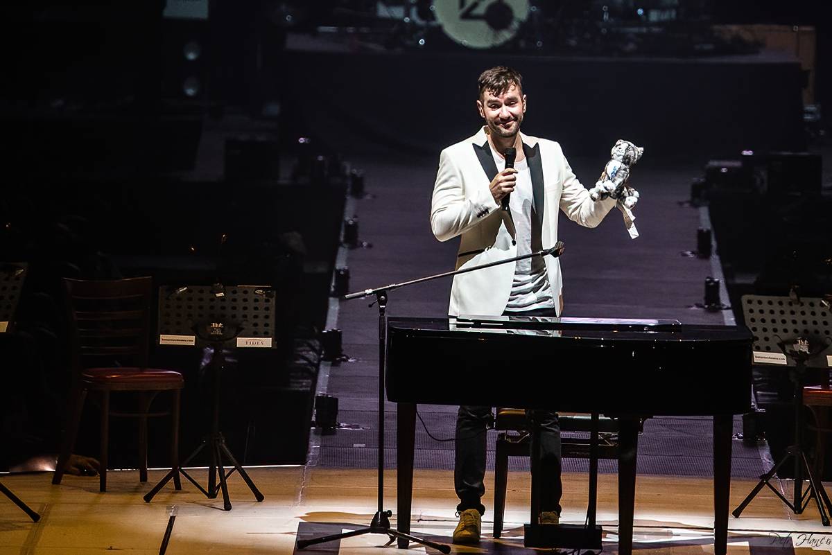 Marek Ztracený rozzářil O2 arenu, na pódium si pozval Martu Jandovou a Richarda Genzera