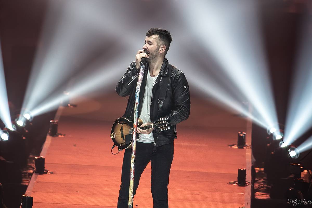 Marek Ztracený rozzářil O2 arenu, na pódium si pozval Martu Jandovou a Richarda Genzera