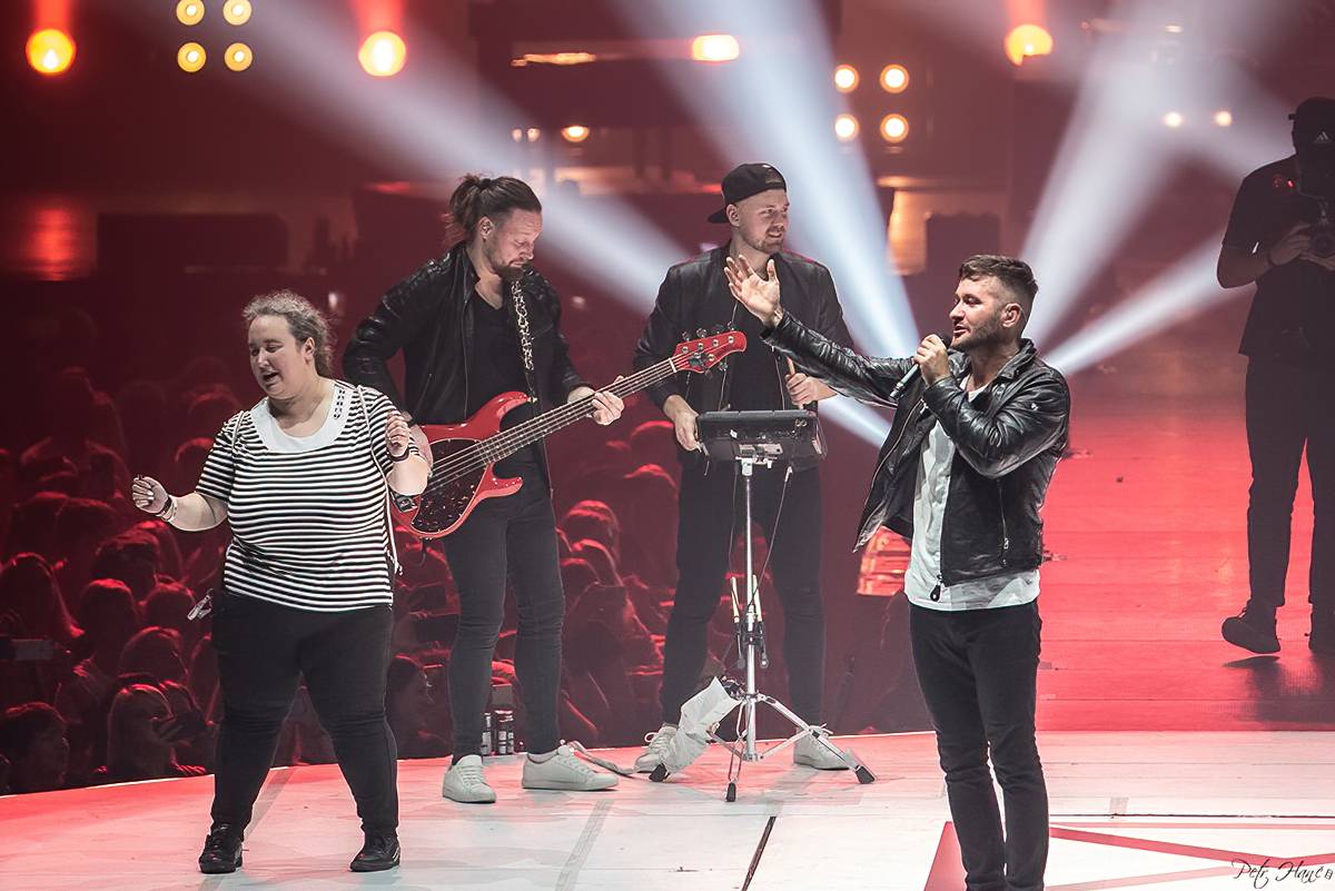 Marek Ztracený rozzářil O2 arenu, na pódium si pozval Martu Jandovou a Richarda Genzera