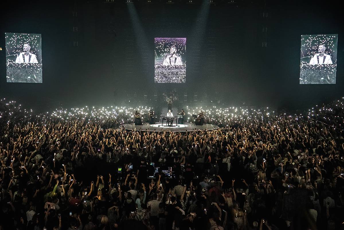 Marek Ztracený rozzářil O2 arenu, na pódium si pozval Martu Jandovou a Richarda Genzera