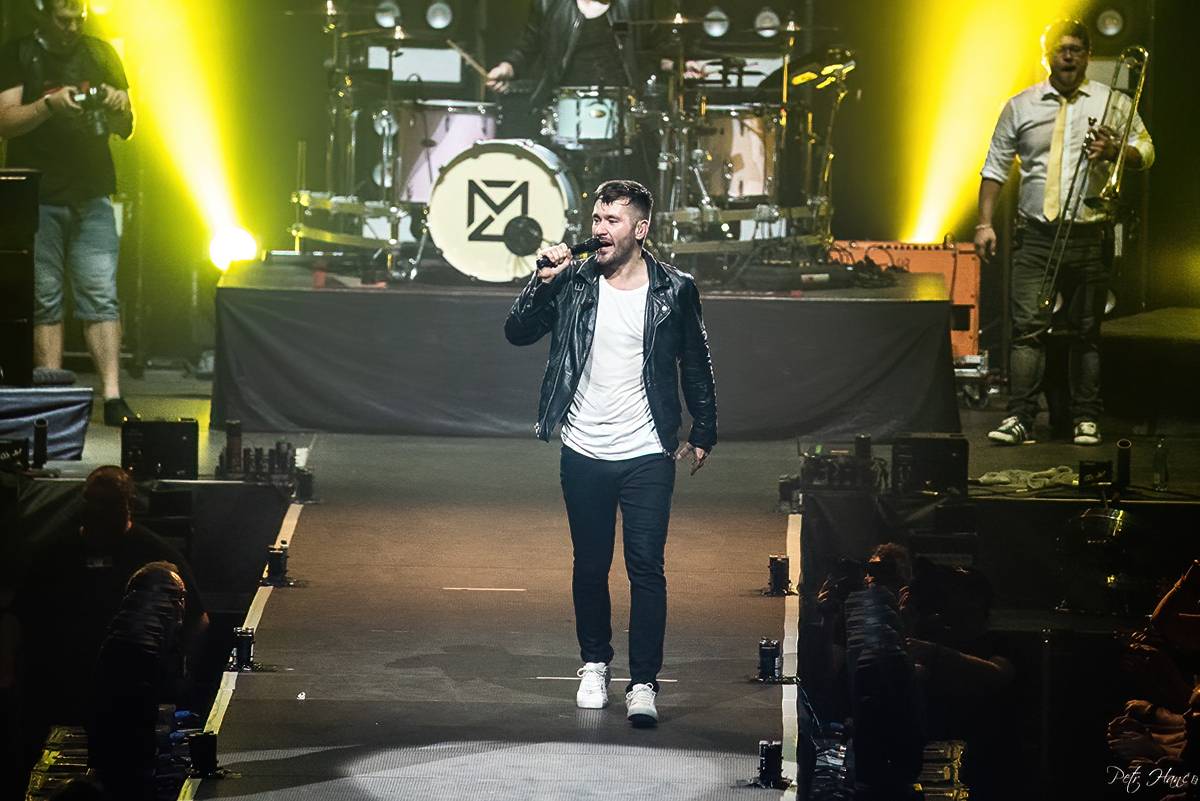 Marek Ztracený rozzářil O2 arenu, na pódium si pozval Martu Jandovou a Richarda Genzera