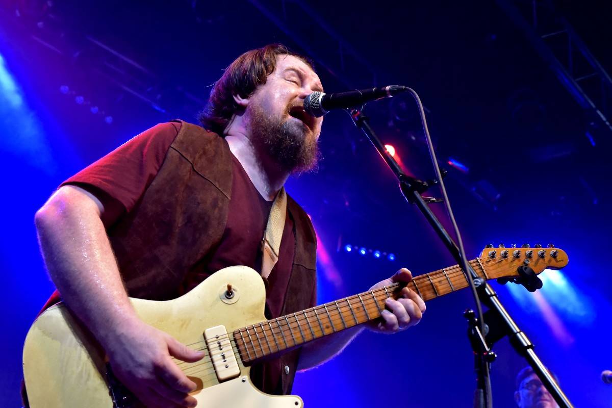 Bluesrockový kytarista Damon Fowler zahrál poprvé v Praze