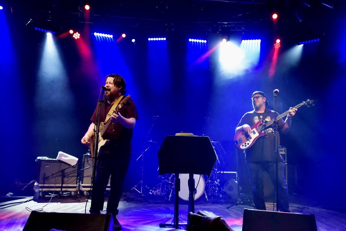 Bluesrockový kytarista Damon Fowler zahrál poprvé v Praze