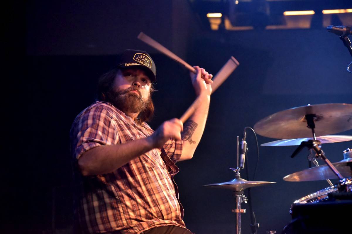 Bluesrockový kytarista Damon Fowler zahrál poprvé v Praze