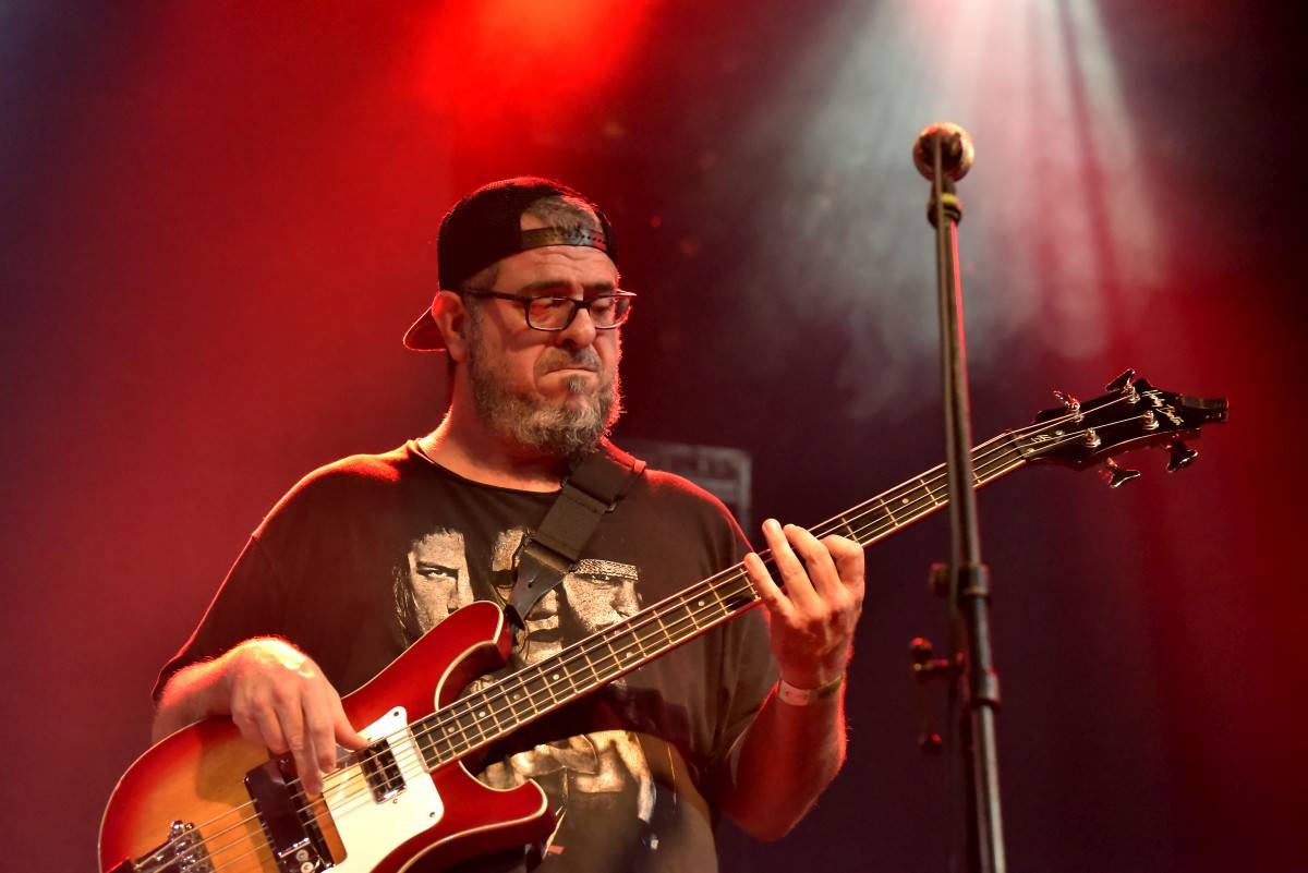 Bluesrockový kytarista Damon Fowler zahrál poprvé v Praze