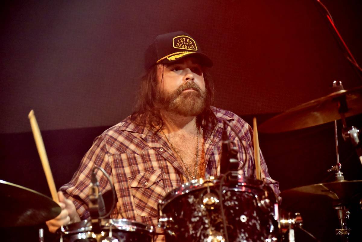 Bluesrockový kytarista Damon Fowler zahrál poprvé v Praze