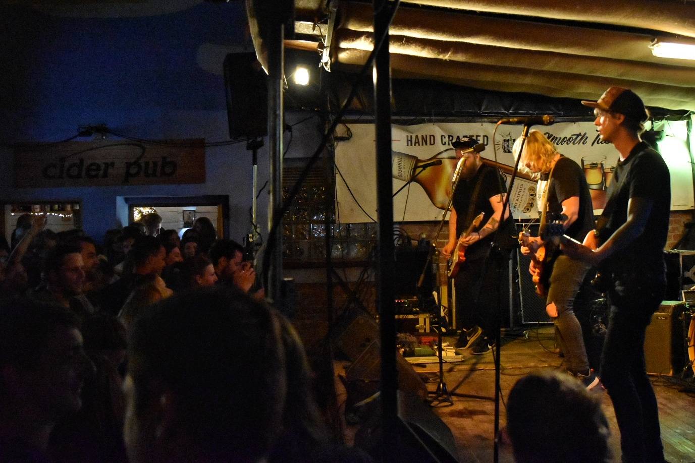 Vypsaná fiXa dorazila do Plzně, vzduchem létaly vlasy, boty i oblečení