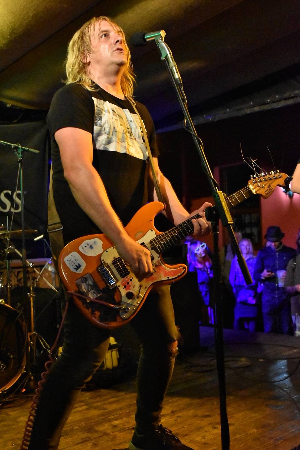 Vypsaná fiXa dorazila do Plzně, vzduchem létaly vlasy, boty i oblečení