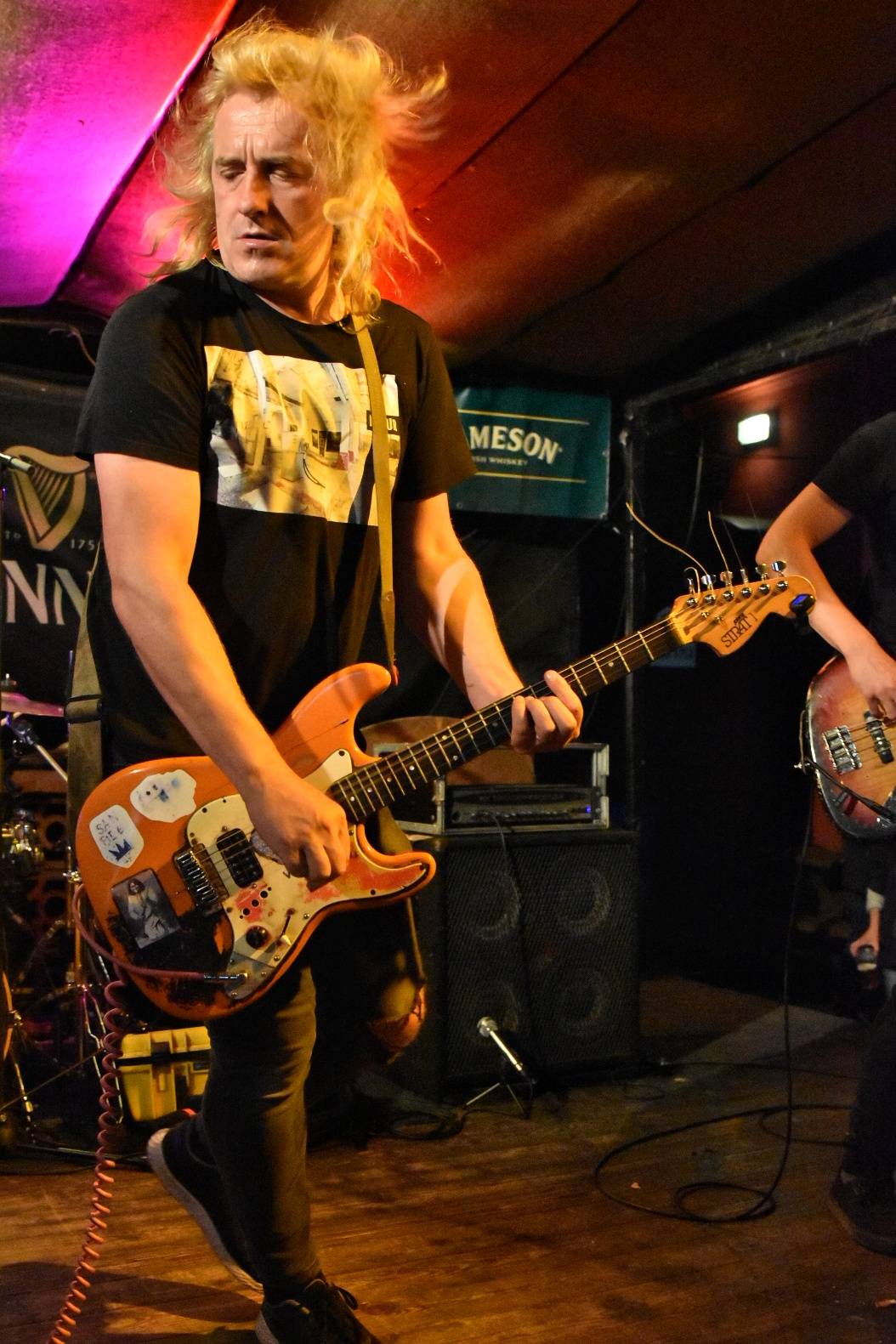 Vypsaná fiXa dorazila do Plzně, vzduchem létaly vlasy, boty i oblečení