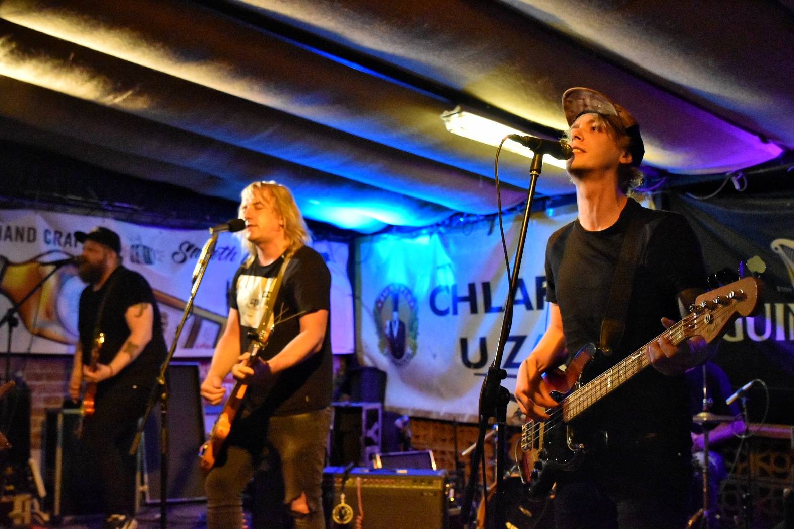 Vypsaná fiXa dorazila do Plzně, vzduchem létaly vlasy, boty i oblečení