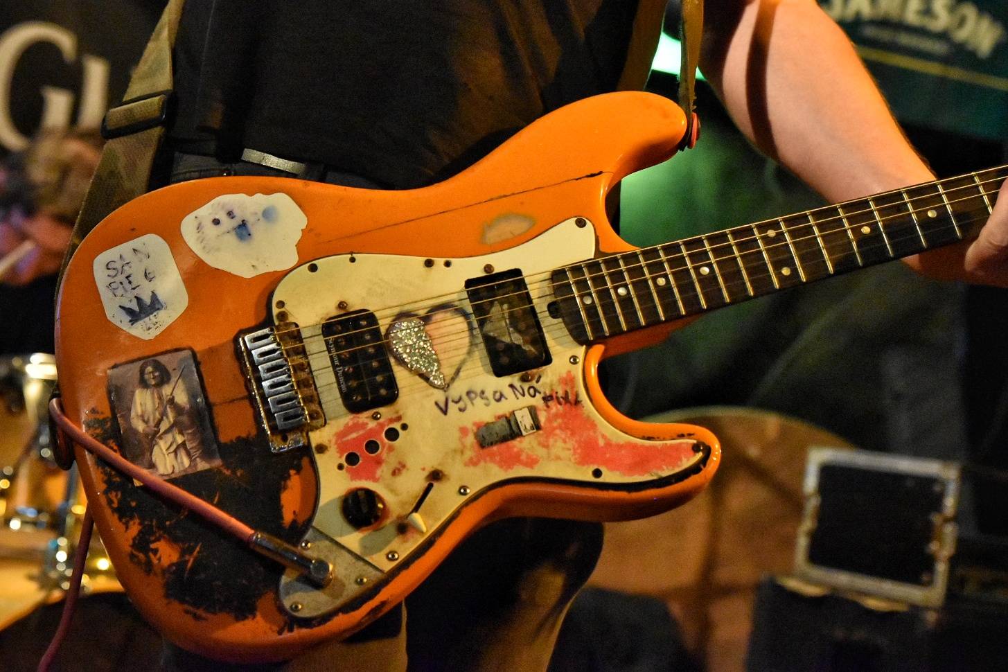 Vypsaná fiXa dorazila do Plzně, vzduchem létaly vlasy, boty i oblečení