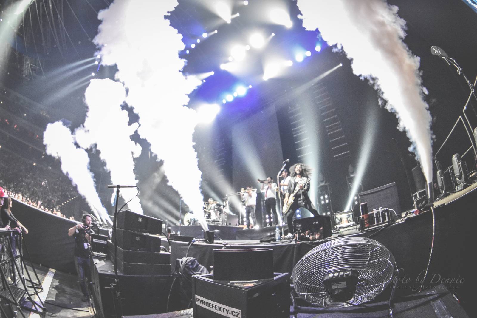 Marek Ztracený rozsvítil O2 arenu, přivezl si Kapitána Dema nebo Martu Jandovou