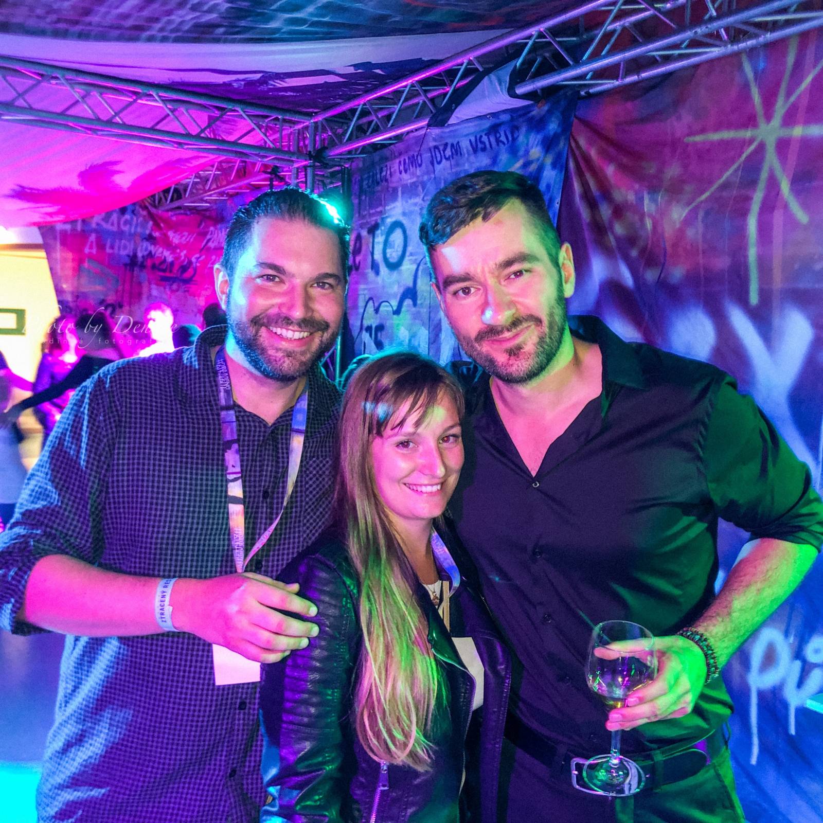 Marek Ztracený rozsvítil O2 arenu, přivezl si Kapitána Dema nebo Martu Jandovou