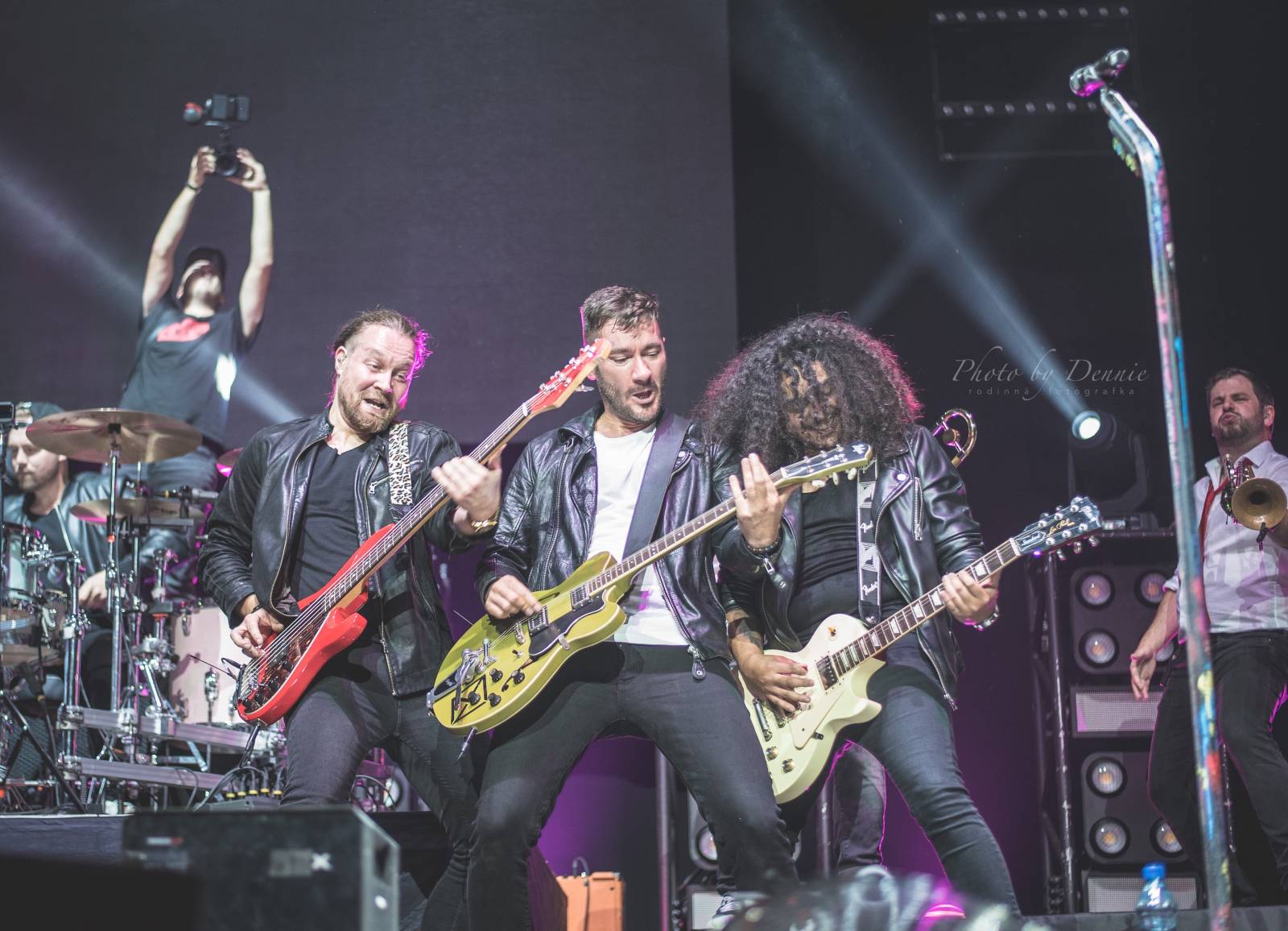 Marek Ztracený rozsvítil O2 arenu, přivezl si Kapitána Dema nebo Martu Jandovou