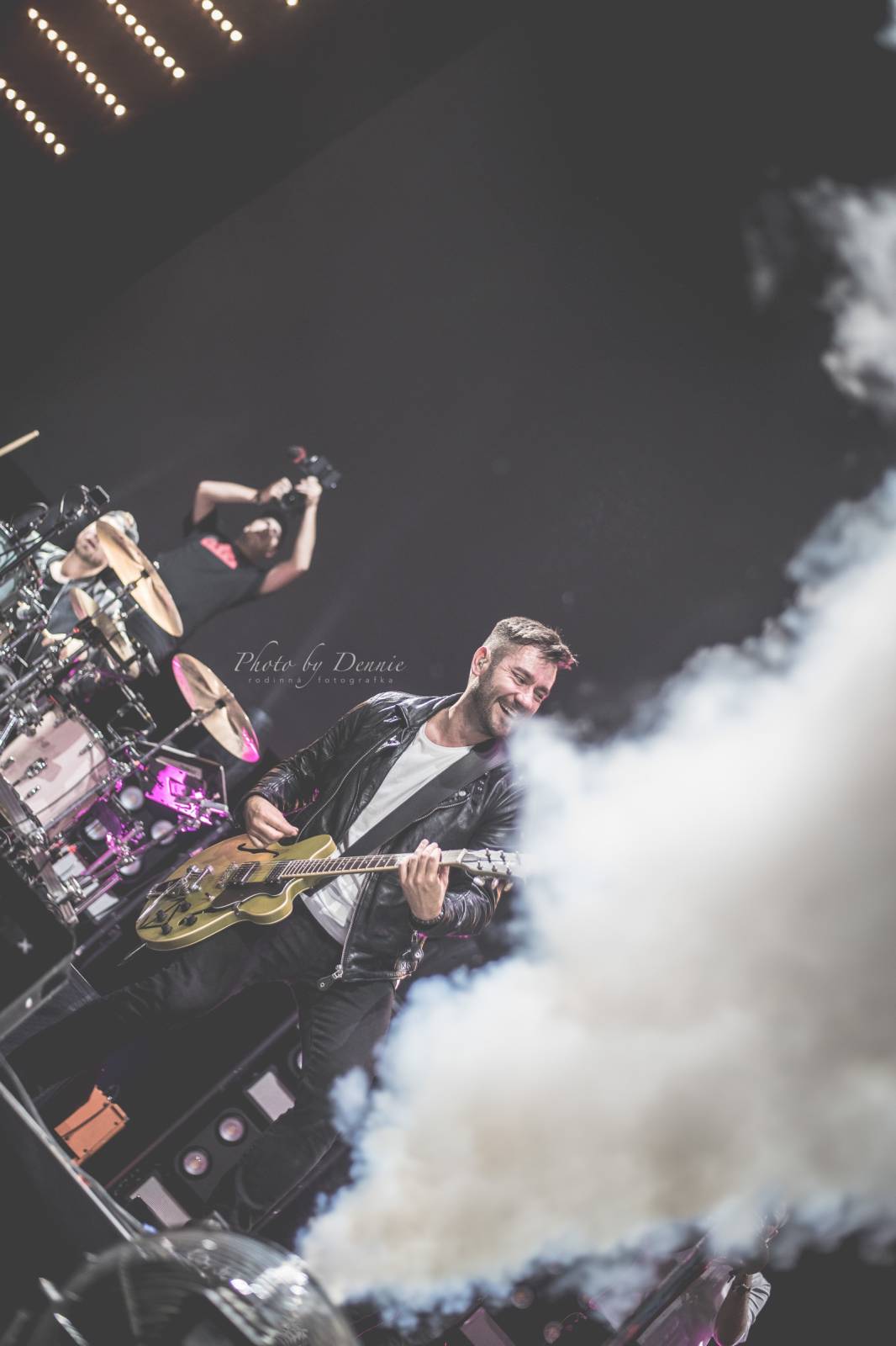 Marek Ztracený rozsvítil O2 arenu, přivezl si Kapitána Dema nebo Martu Jandovou