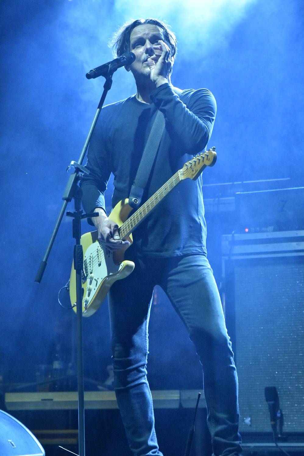 Chinaski rozezpívali plzeňské publikum svými největšími hity, předskakoval jim Marcell