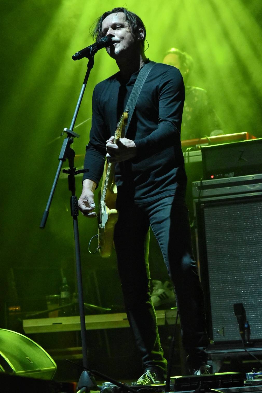 Chinaski rozezpívali plzeňské publikum svými největšími hity, předskakoval jim Marcell