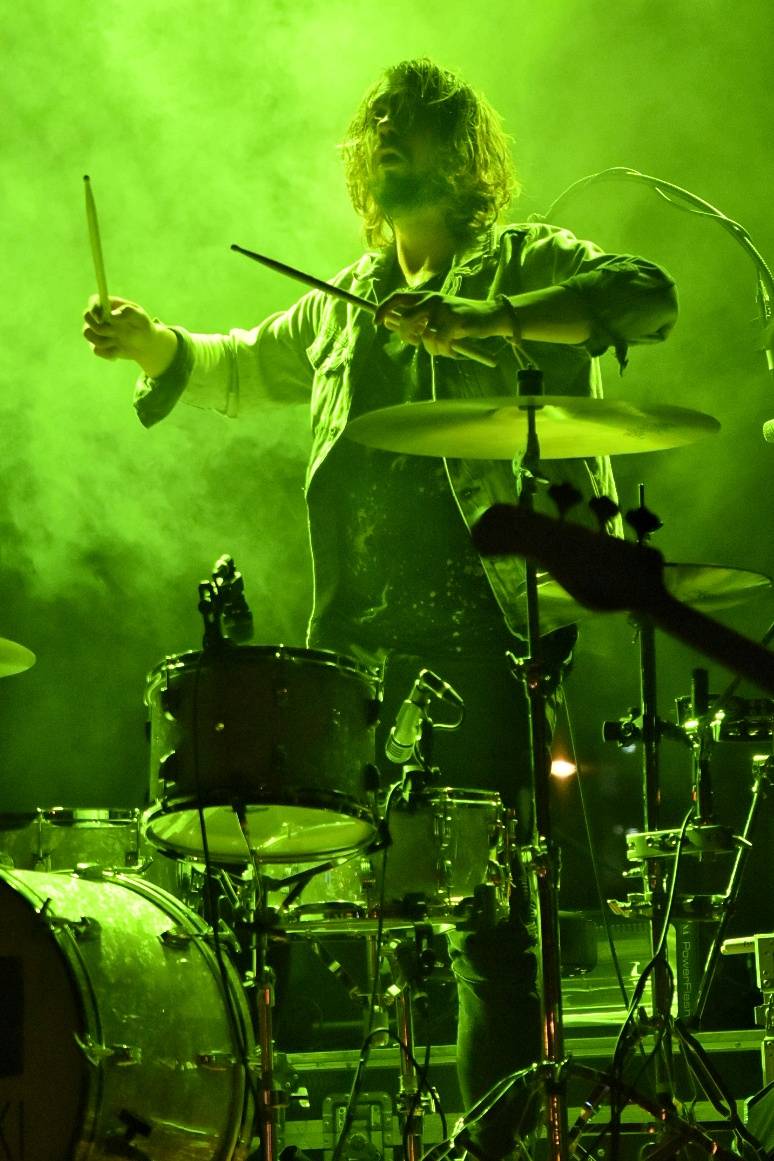 Chinaski rozezpívali plzeňské publikum svými největšími hity, předskakoval jim Marcell