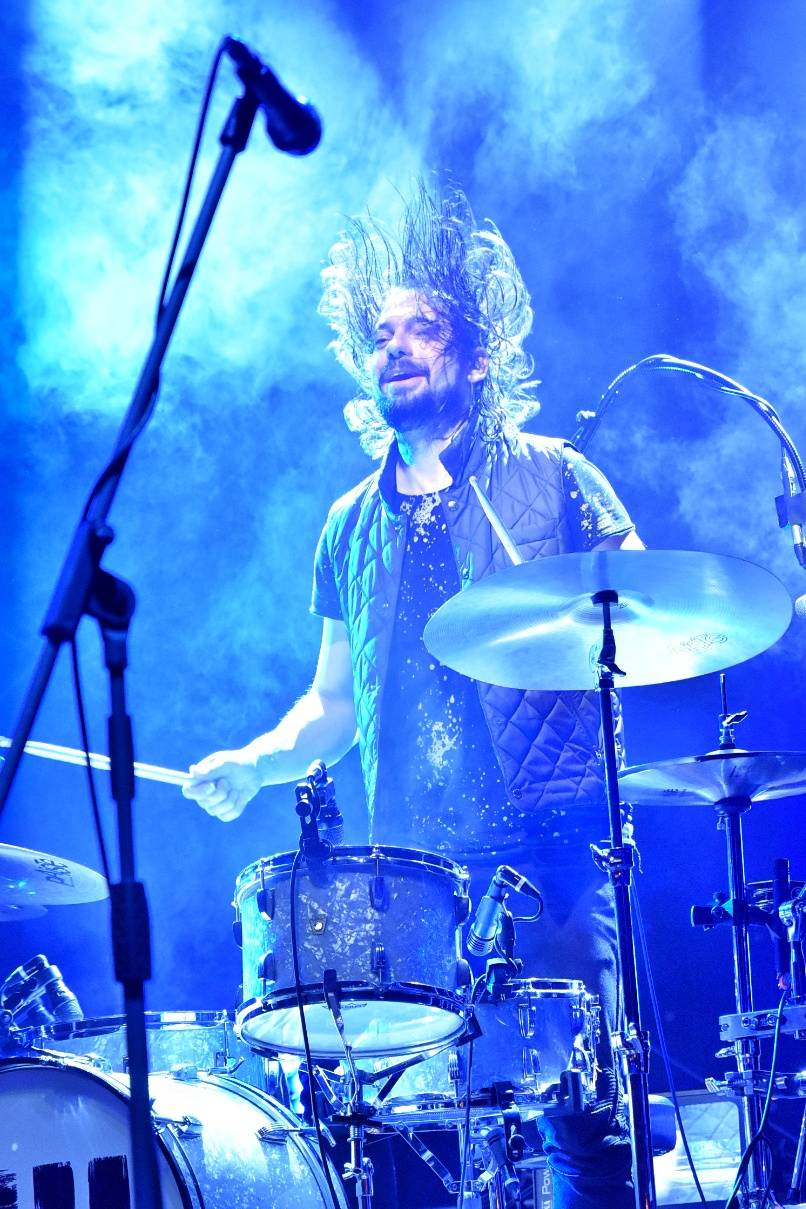 Chinaski rozezpívali plzeňské publikum svými největšími hity, předskakoval jim Marcell