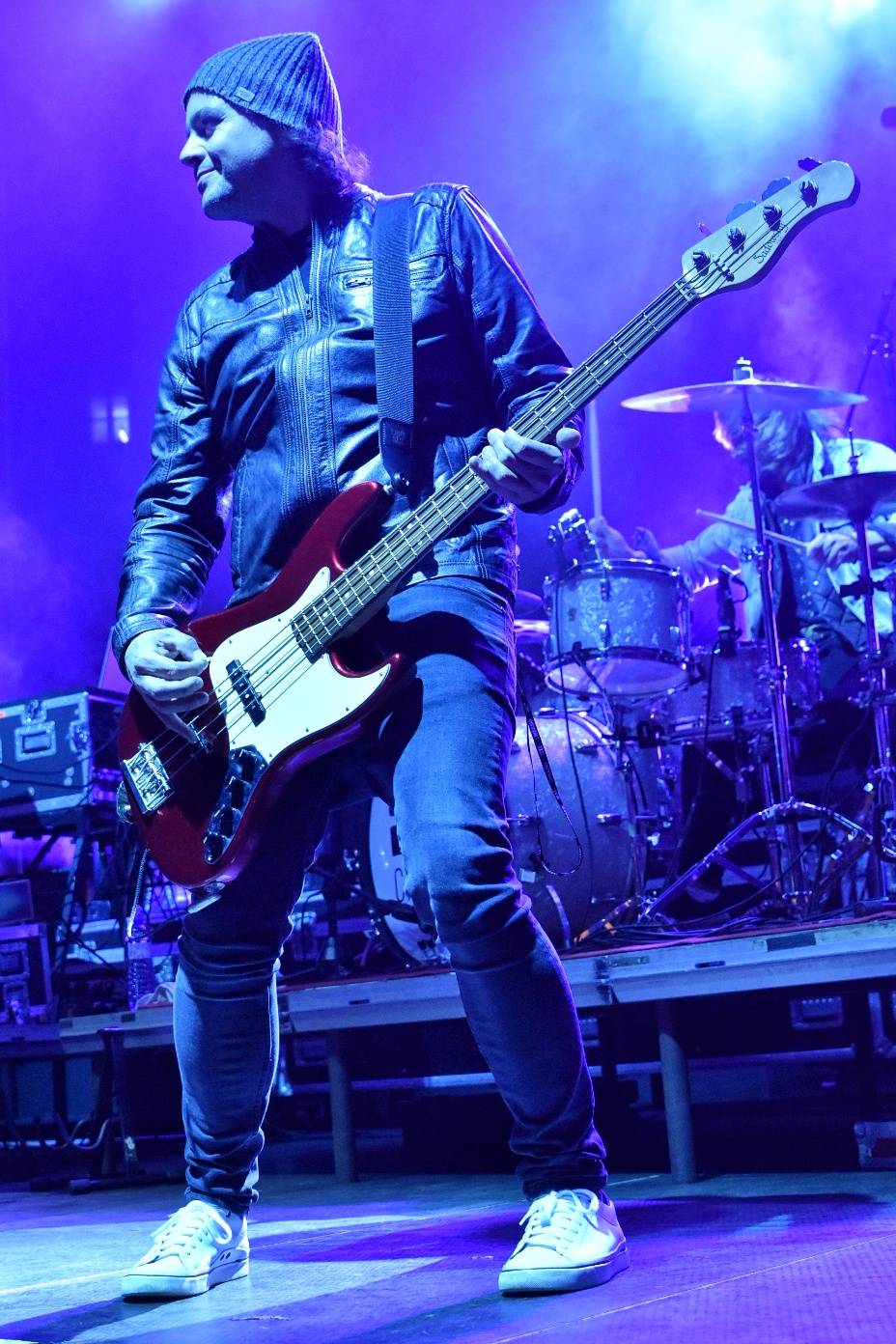 Chinaski rozezpívali plzeňské publikum svými největšími hity, předskakoval jim Marcell