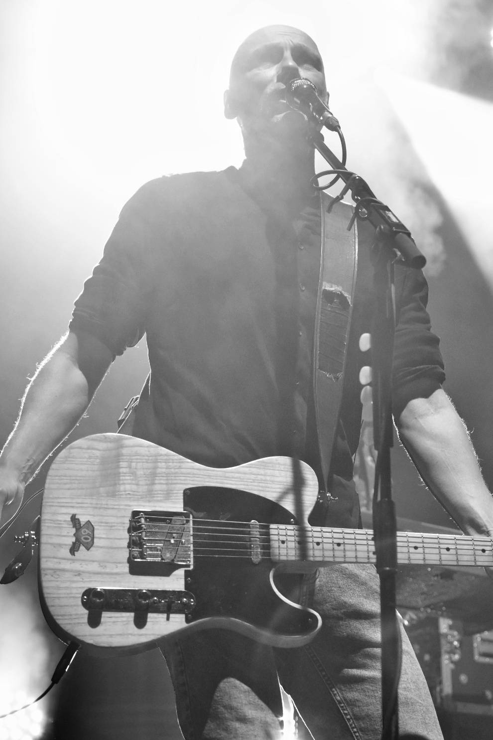 Chinaski rozezpívali plzeňské publikum svými největšími hity, předskakoval jim Marcell