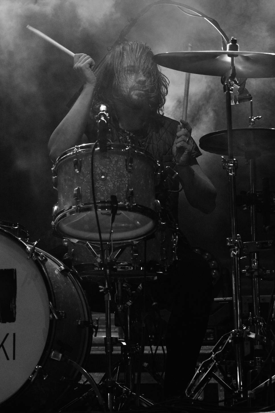 Chinaski rozezpívali plzeňské publikum svými největšími hity, předskakoval jim Marcell