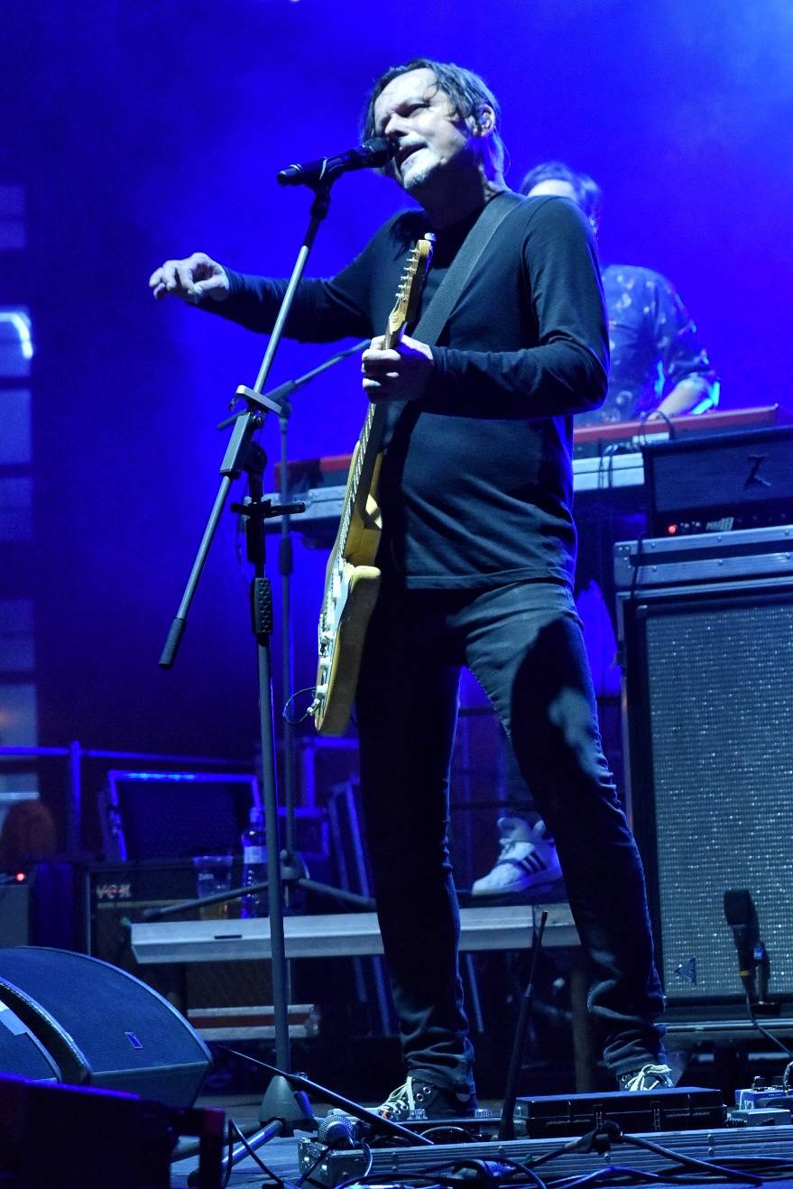 Chinaski rozezpívali plzeňské publikum svými největšími hity, předskakoval jim Marcell