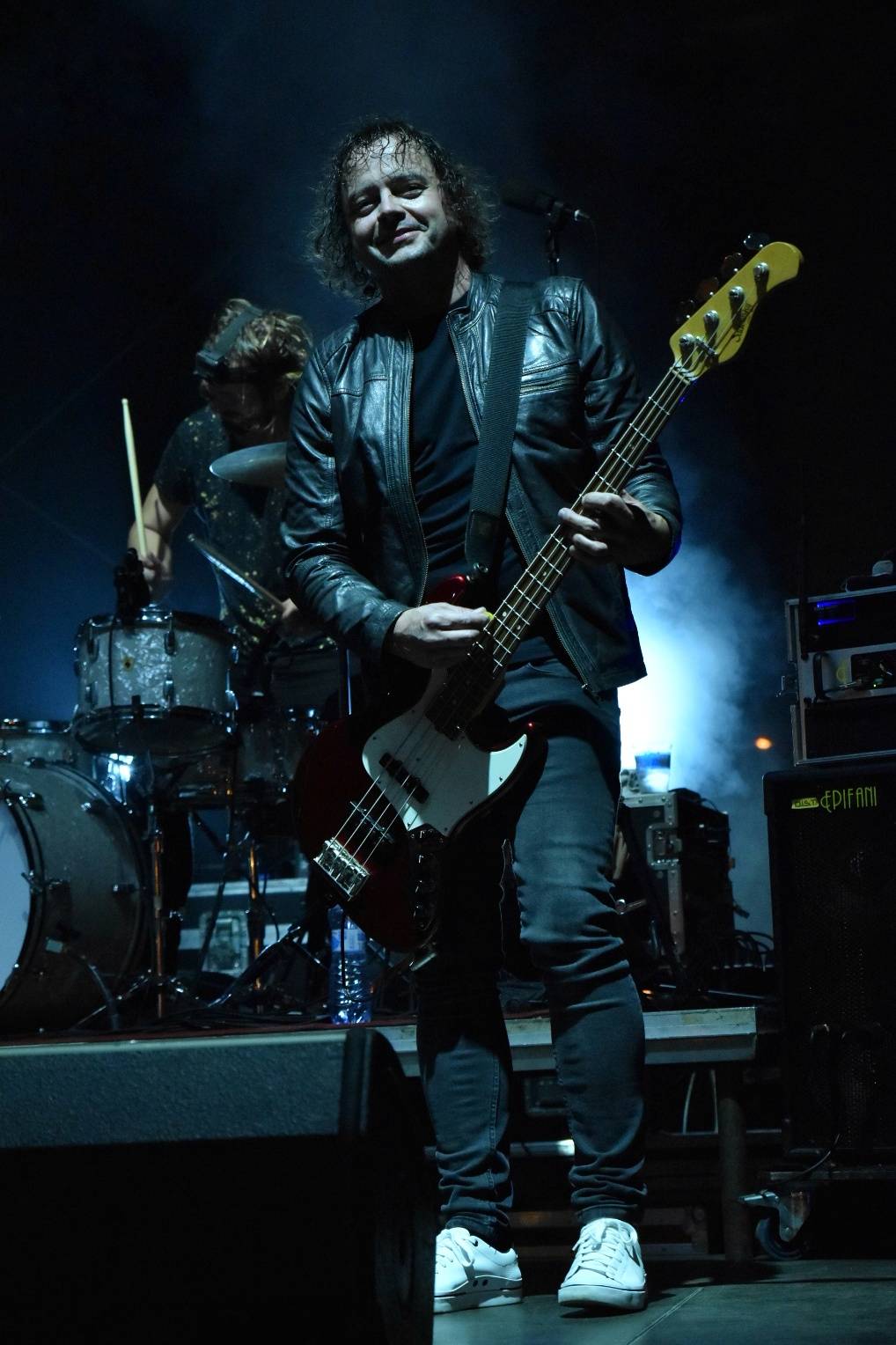 Chinaski rozezpívali plzeňské publikum svými největšími hity, předskakoval jim Marcell